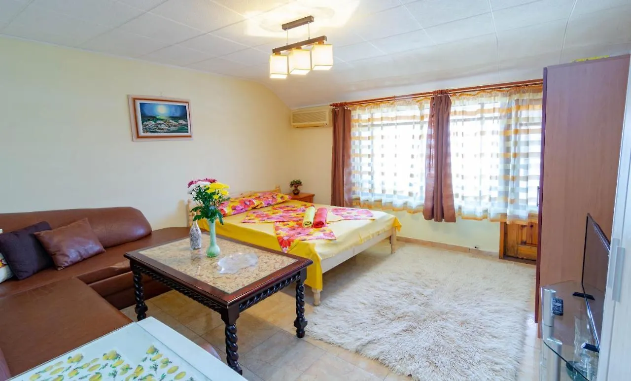 Fener Guest House Pomorie Bulgaria